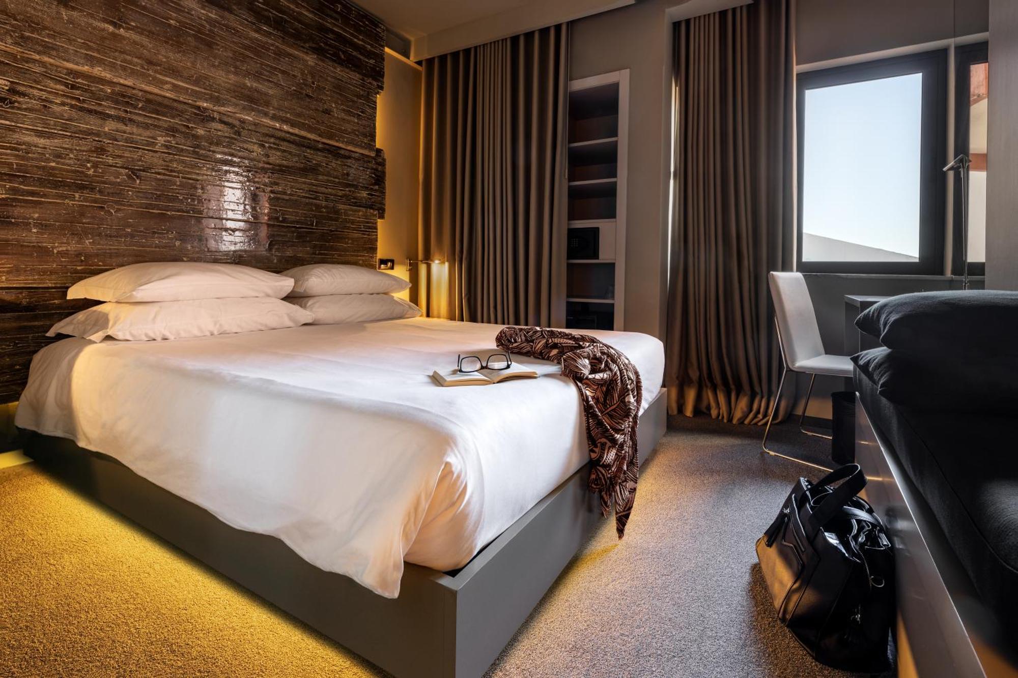 Basic Double Room